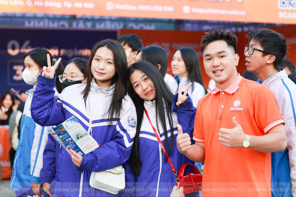 admission guide banner