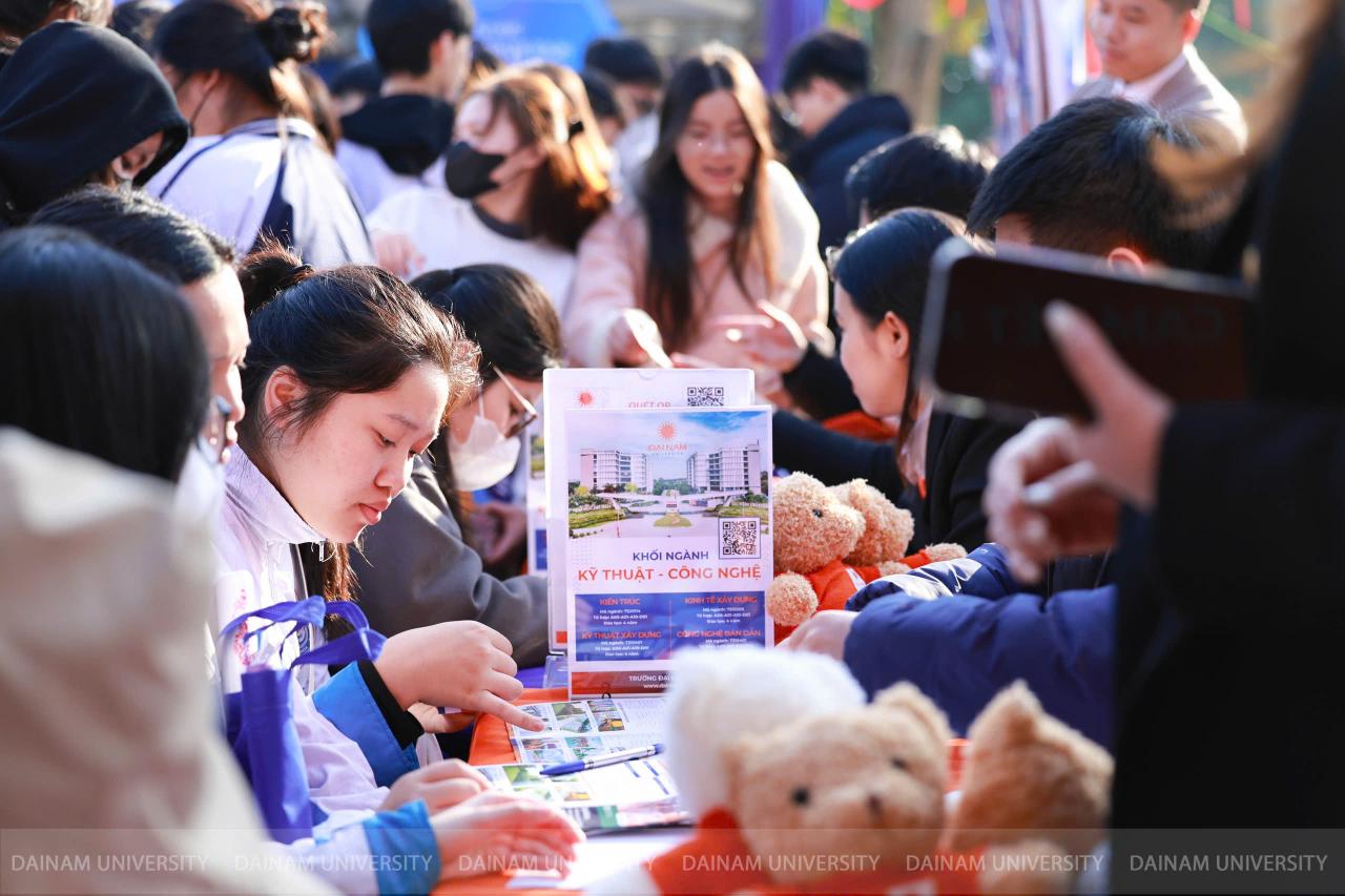 admission guide banner