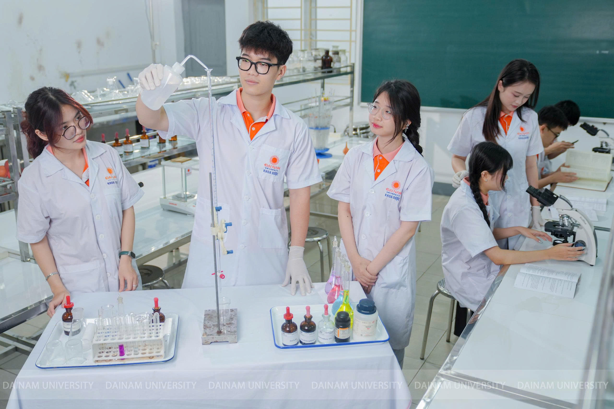 Teaching method banner