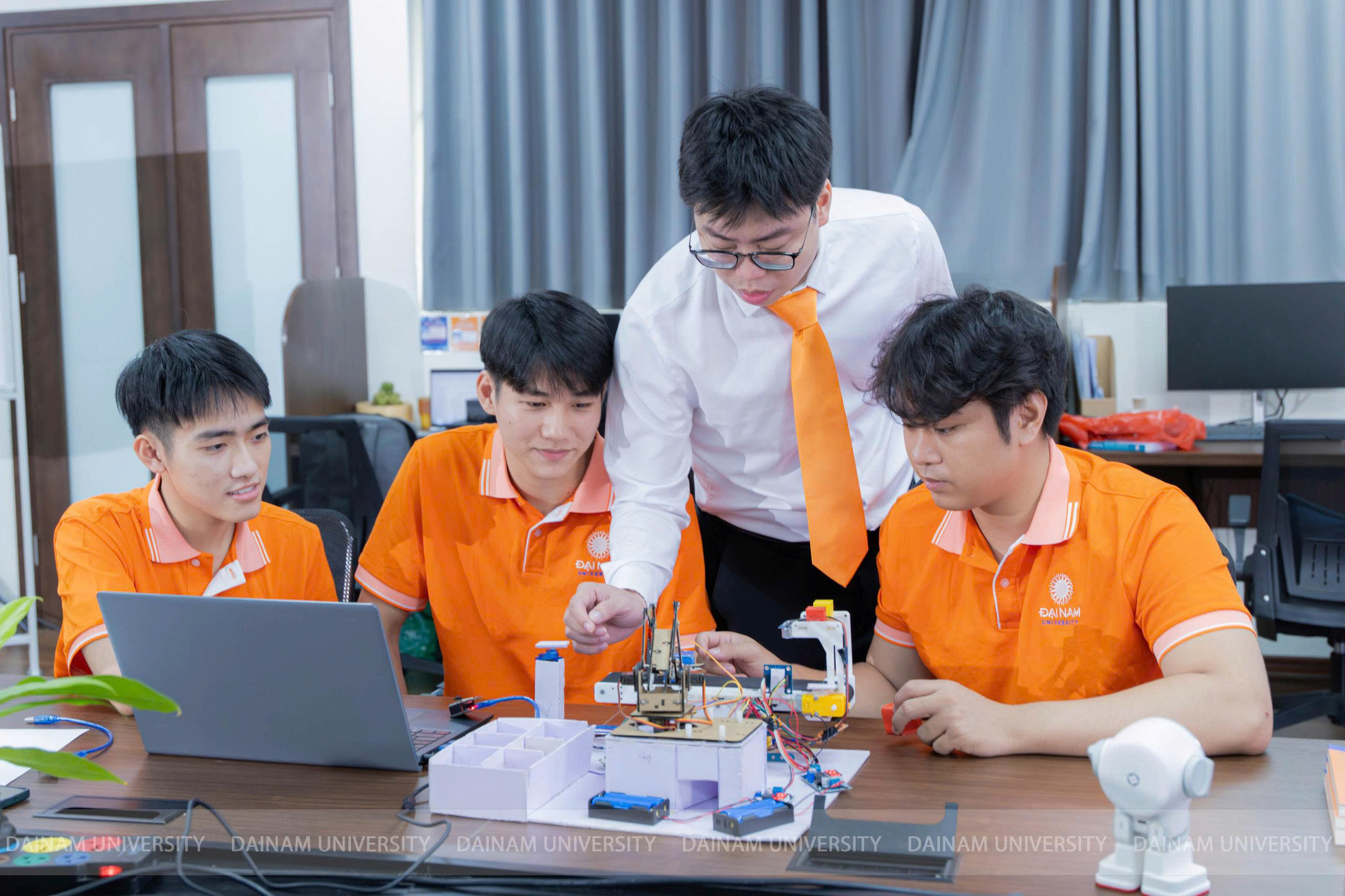 Teaching method banner