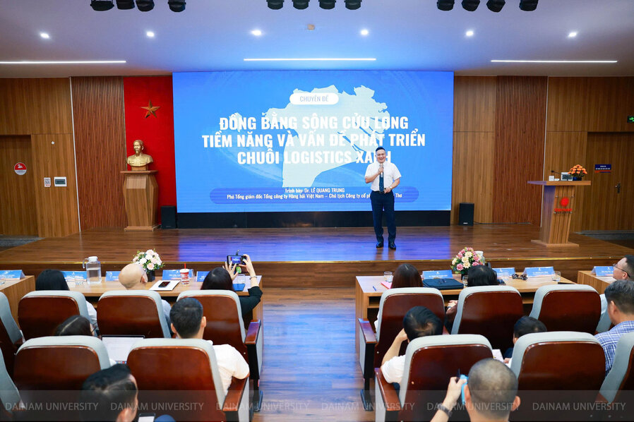 z6759951230998_d5862b787817fce508a4cb648e9410bb.jpg