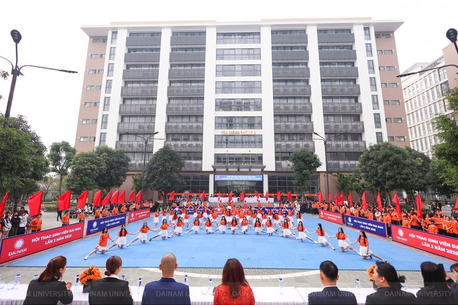 586728323_1277033721118349_4231397748465190212_n (1).jpg