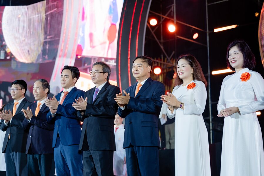 DON-1254 (1)-min.jpg