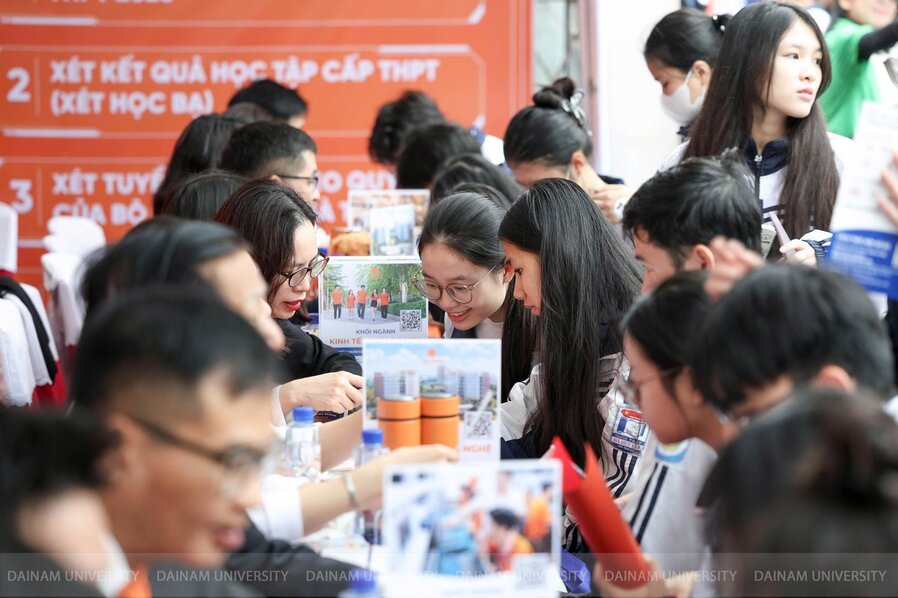 616850600_1318318366989884_7960938421427419222_n (1).jpg