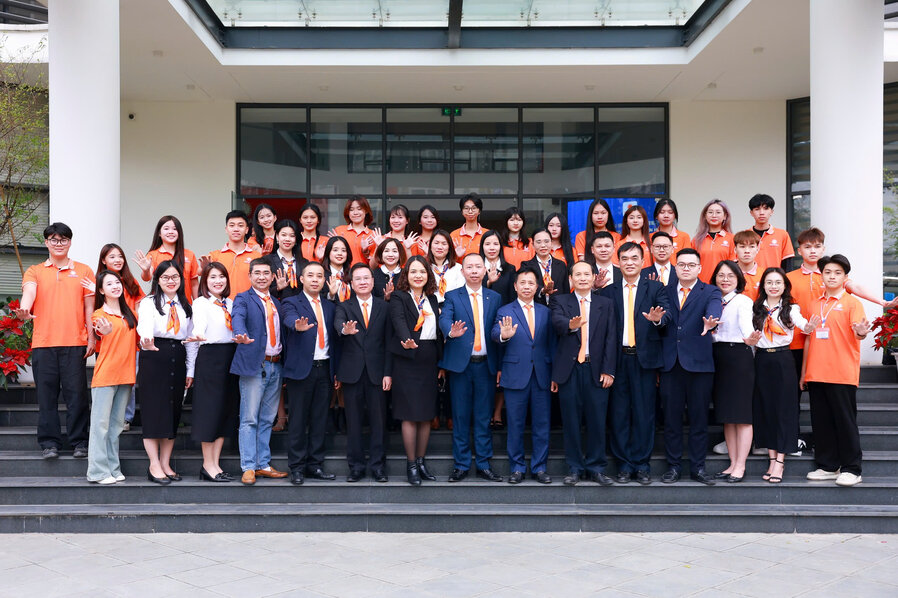 z6511234758069_1d08551b2b8009f3366b3e78085915cc (2).jpg