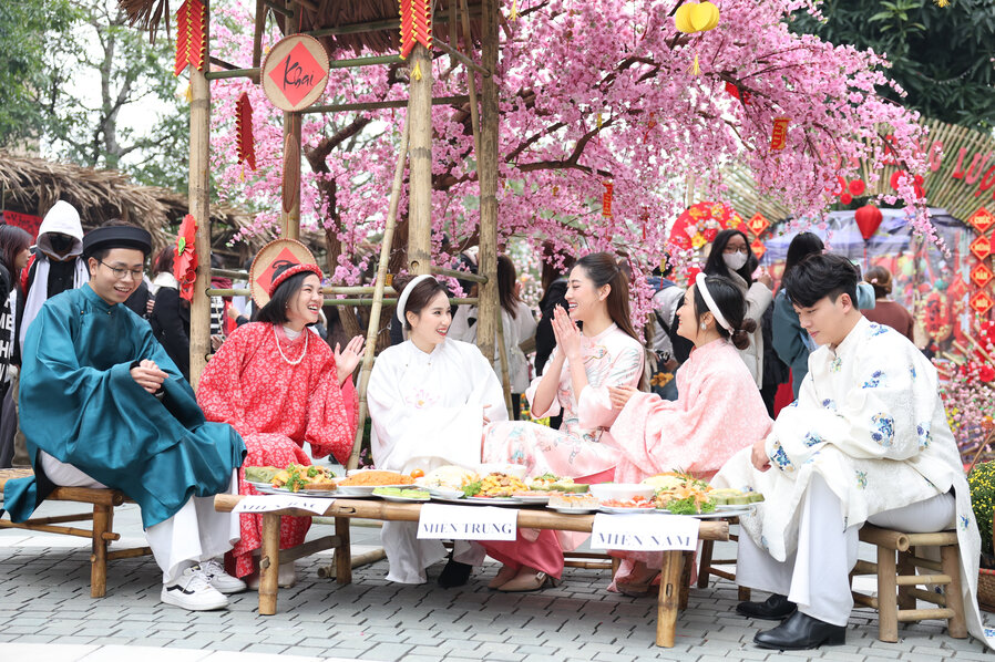 Ảnh 2 - Xóm ẩm thực.jpg