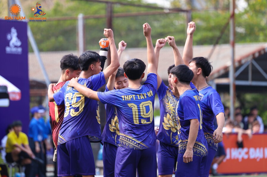 z7626384427686_cc1acca6a5a643710f34c8a35b7b5afa (1).jpg