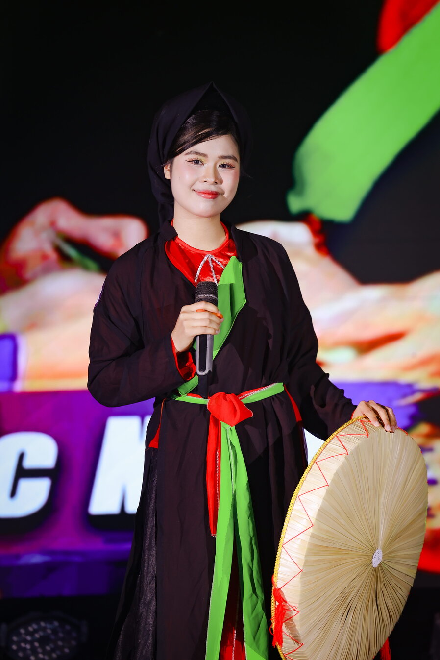 z7663678931069_4bc290eafcf66286d4db246da1dfa3c9 (1).jpg