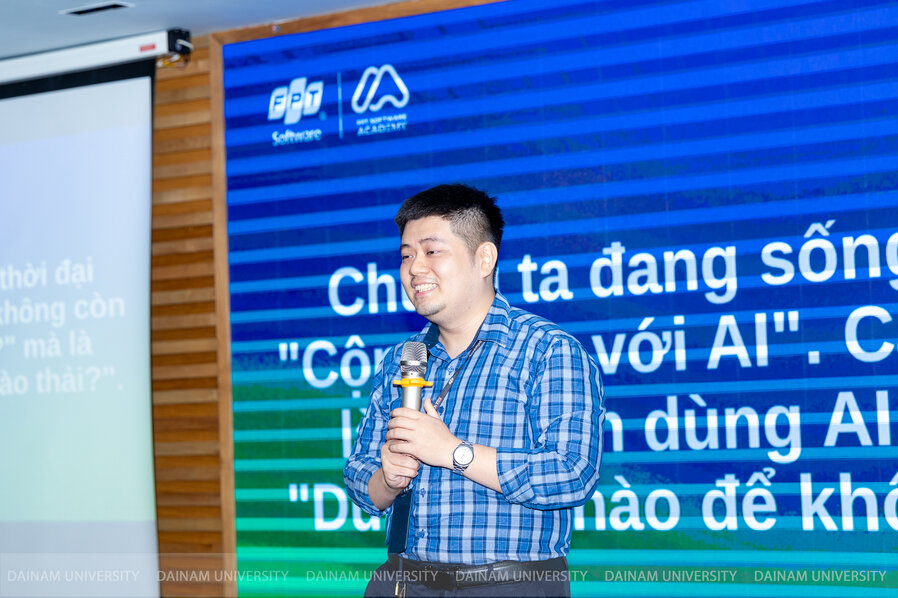 614A4448.jpg