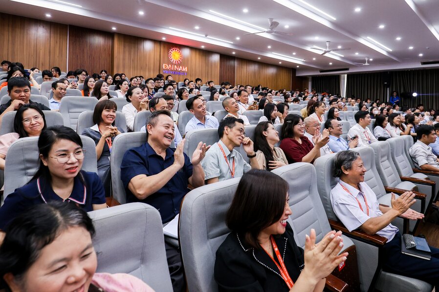 0-canh-khan-phong-hoi-thao-kien-tao-truong-dai-hoc-hanh-phuc-tai-viet-nam-dien-ra-ngay-22052026-tai-truong-dai-hoc-dai-nam-1-17794239047681940397380.jpg