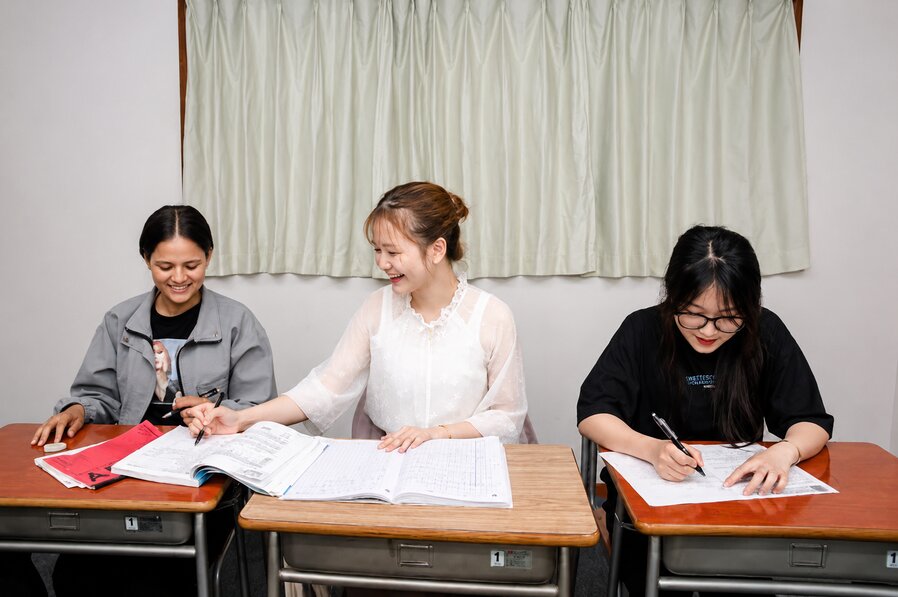 ChatGPT Image 15_27_43 13 thg 7, 2026.png