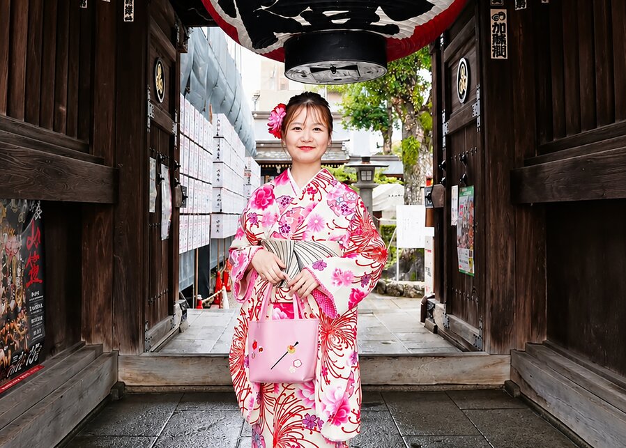 ChatGPT Image 14_54_03 14 thg 7, 2026.png