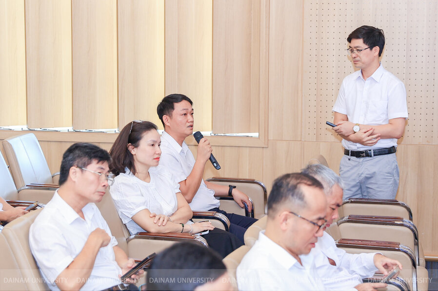 HIEU7109.jpg