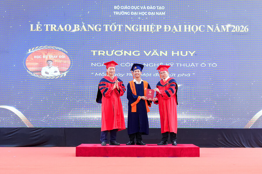 DTT01128.jpg