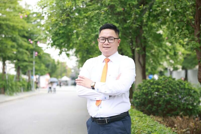 lecturer