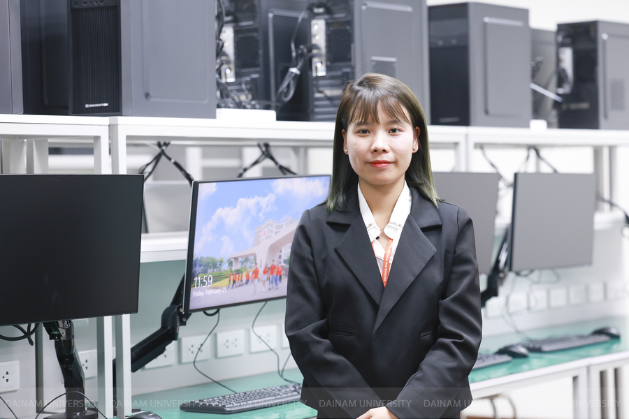 lecturer
