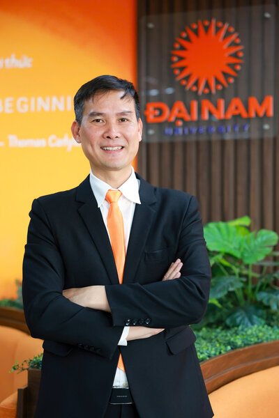 lecturer