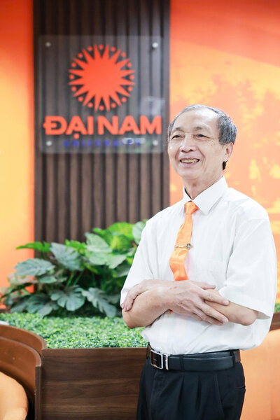 lecturer