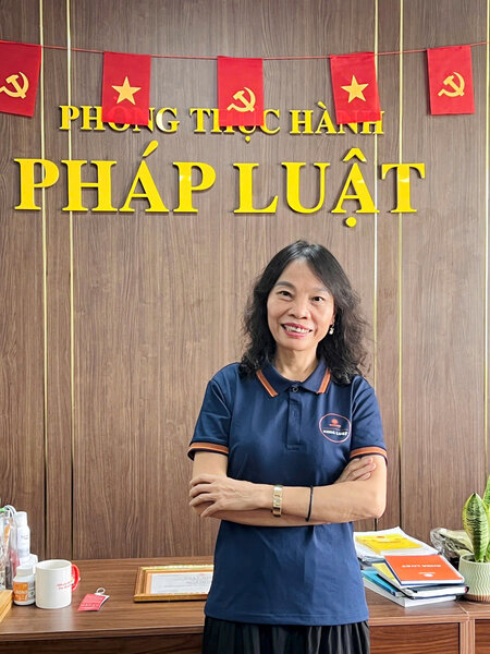 lecturer