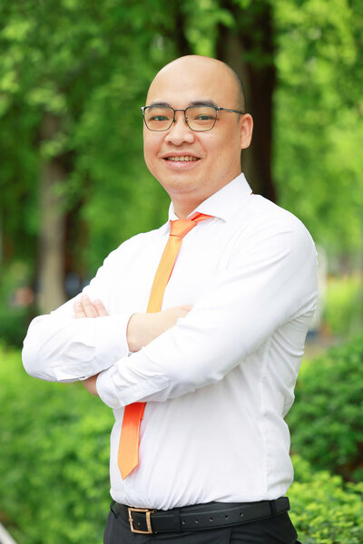 lecturer